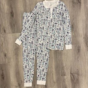 Girls size 14 Roberta roller rabbit pajamas